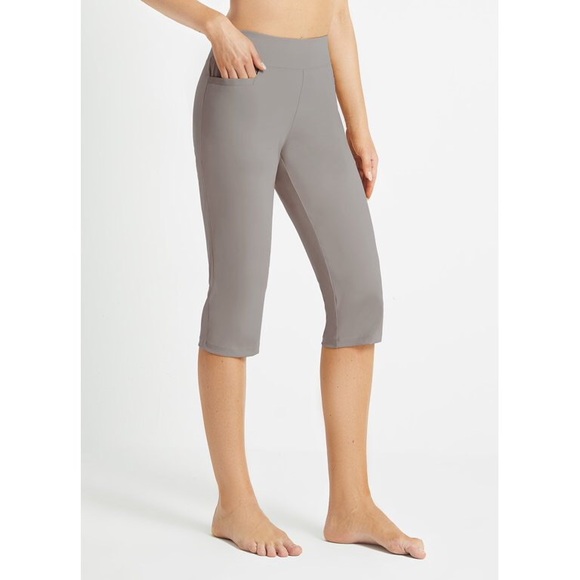 Baleaf Yoga Workout Capri Pants NEW Womens Size Small Dark Grey Deep Pockets - Picture 2 of 11
